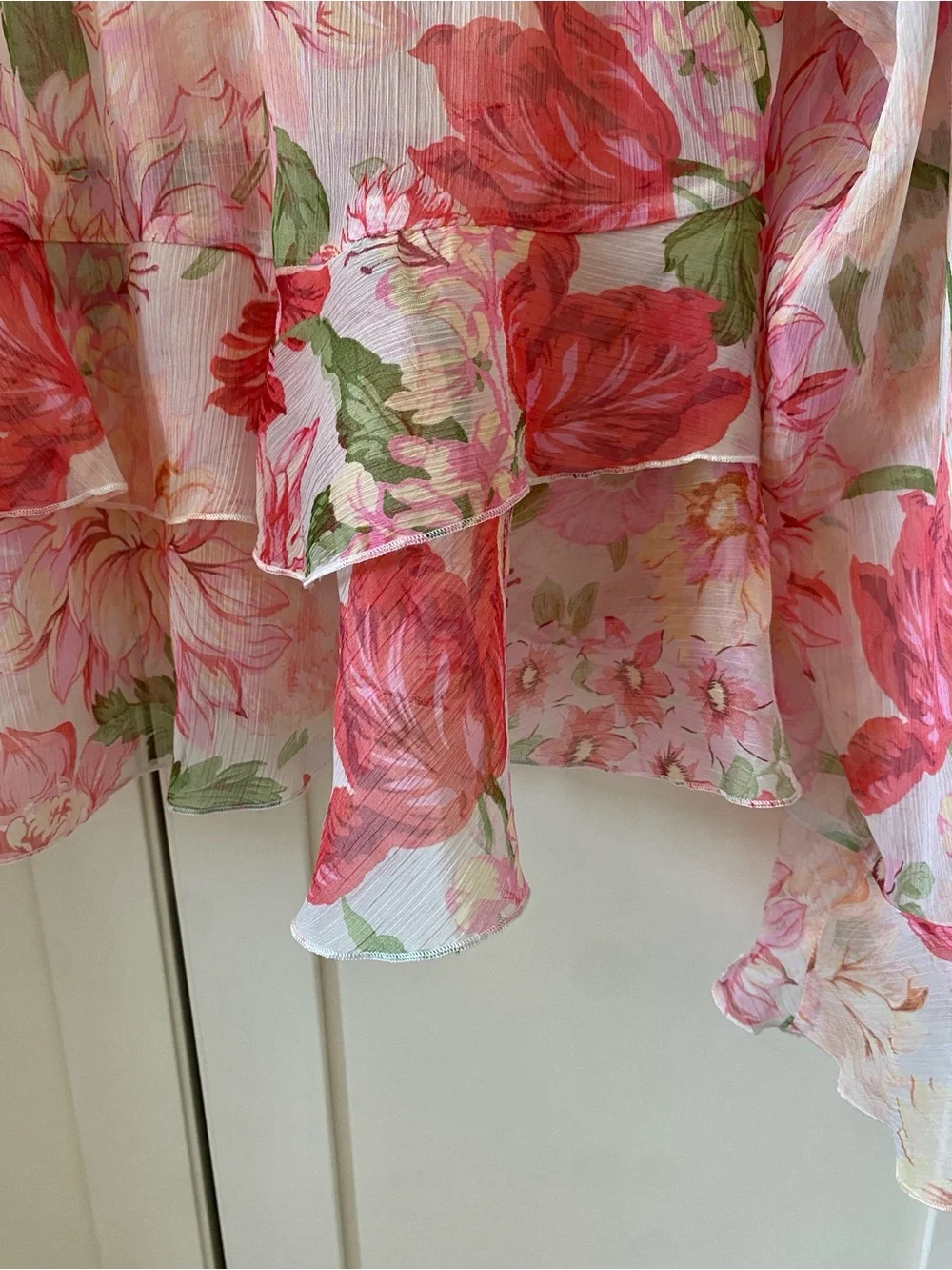 Zara Pink and Green Floral Printed Flowy Blouse with Romantic Ruffle Details XL - Picture 7 of 11